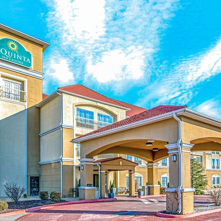 La Quinta By Wyndham Woodward Hotell Exteriör bild