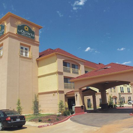 La Quinta By Wyndham Woodward Hotell Exteriör bild