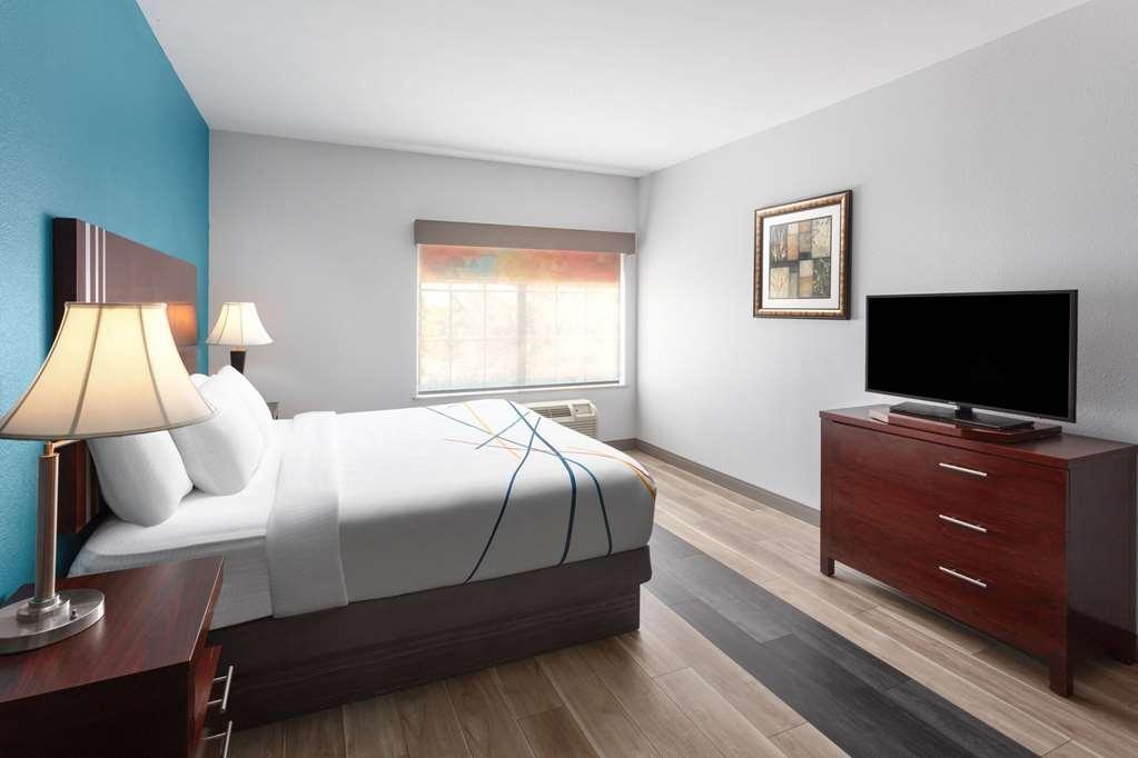 La Quinta By Wyndham Woodward Hotell Rum bild